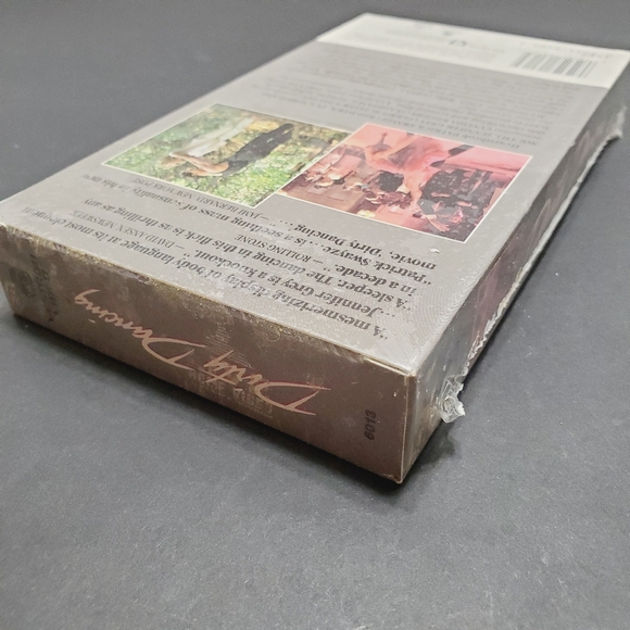 VHS Tape Dirty Dancing NEW and Unopened Patrick Swayze Jennifer Gray PG13 - Picture 4 of 4